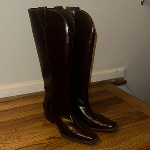 Elegant Burgundy Leather cowboy Boots